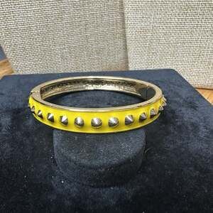 Sequin Nordstrom Yellow Gold Tone Statement Enamel Bangle Claw Bracelet # 157
